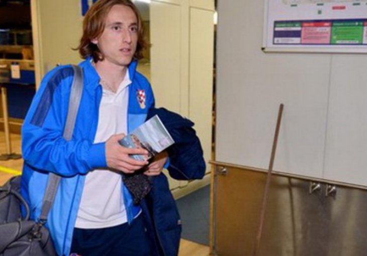 Islanđani se sprdaju s Hrvatima: Policijo, izvinjavamo se, Modrić je bezopasan tip!