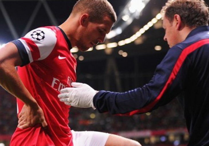 Podolski počeo trenirati, povratak za nekoliko sedmica