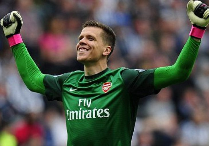 Szczesny mangupski provocirao fanove Tottenhama