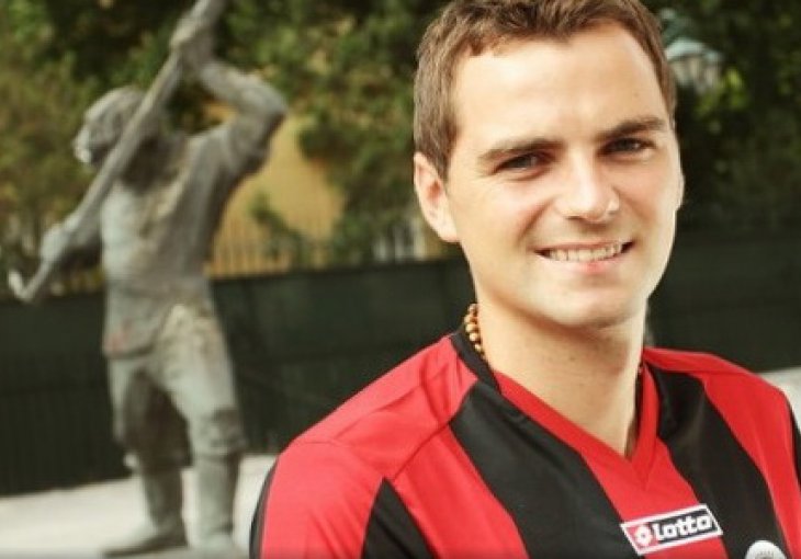 Saigrač Ermina Zeca pridružio se Šimuniću: Za dom spremni!
