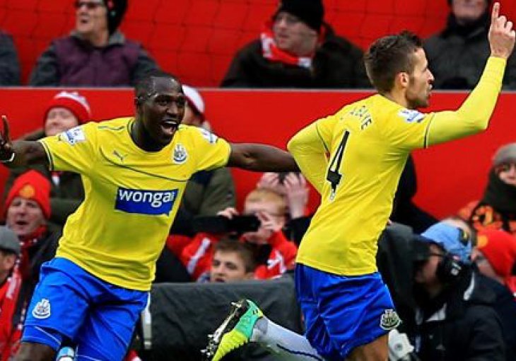 I Newcastle šokirao Old Trafford