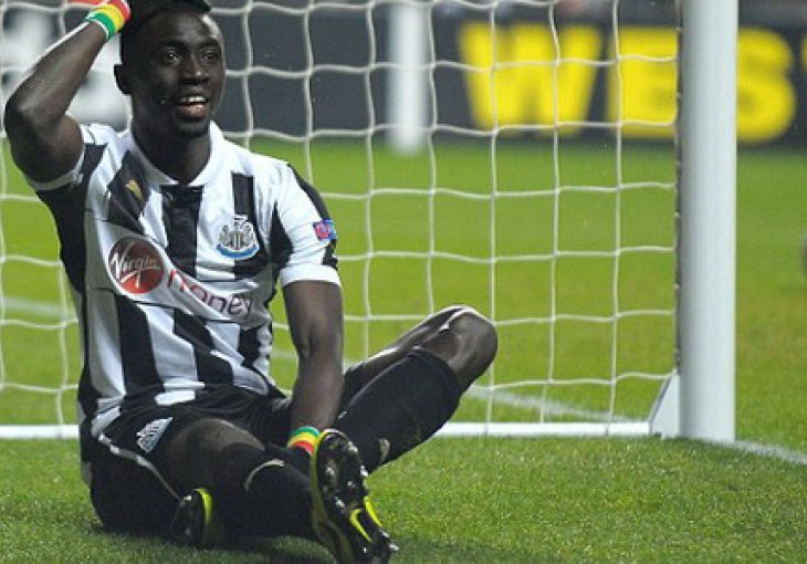 Zbog ove odluke Newcastlea pobjesnio je svaki novinar u Engleskoj