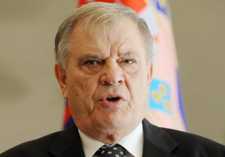 Stanković odustao od kandidature, Karadžić ostaje predsjednik