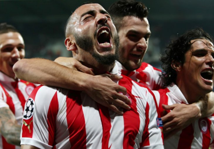 Mitroglou produžio ugovor sa Olympiacosom