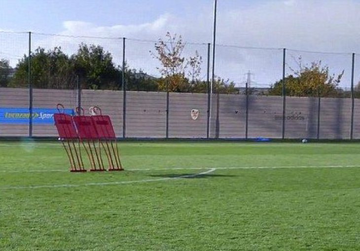 Zaboravite Beckhama, Bale nas uči kako izvesti topovski udarac