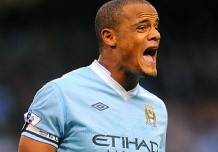 Pogledajte nevjerojatan autogol Kompanyja!