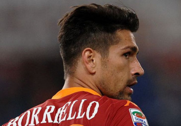 Borriello seli u Englesku?