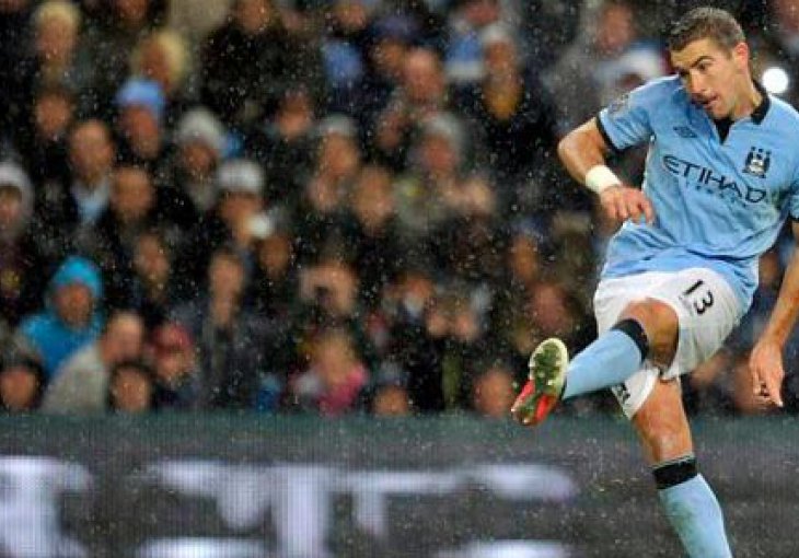 Sve je riješeno: Aleksandar Kolarov napustio 'Etihad'