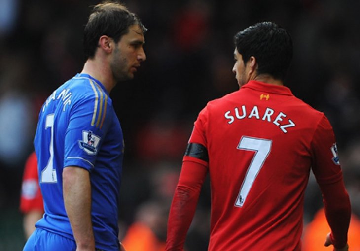 Jose Mourinho: Ivanović će se rukovati sa Suarezom