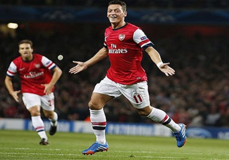 Ozil povrijeđen i pauzira dvije do tri utakmice 