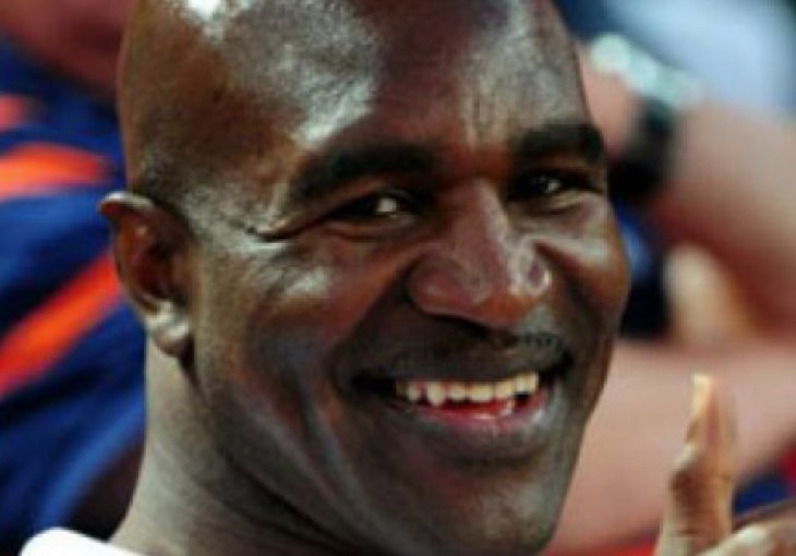 Holyfield ukoren zbog vrijeđanja homoseksualaca