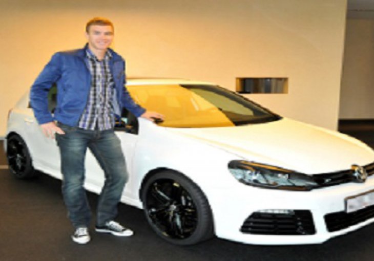 Pogledajte šta voze Ronaldo, Džeko, Giggs i društvo