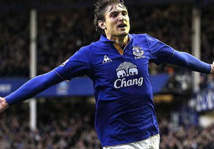 Nikica Jelavić prelazi u Hull City