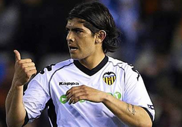 Nezadovoljni Banega seli na Old Trafford?