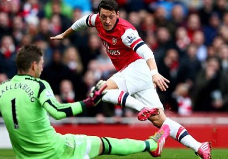 Arsenal ostao lider, Svrake slavile u gostima, Pulis savladao bivši klub