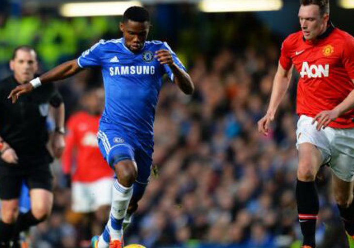 Samuel Eto'o sa hat-trickom gurnuo United dalje prema ponoru
