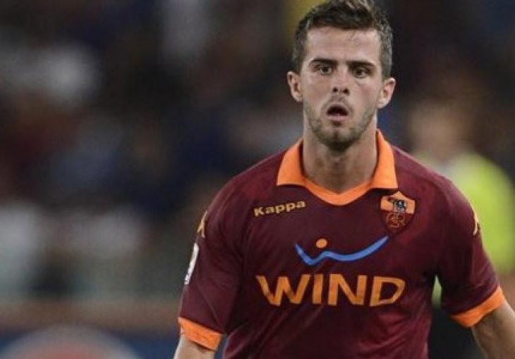 Priznanje za odlične igre: Miralem Pjanić u evropskoj postavi sedmice