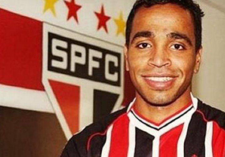 Pereria posuđen Sao Paolu