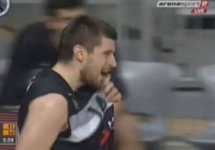 Navijači Zadra pljuvali košarkaša Partizana