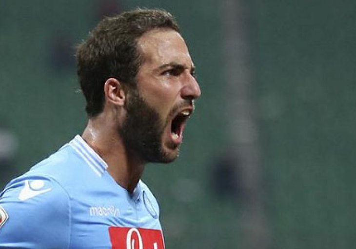 Higuain odveo Napoli u polufinale kupa