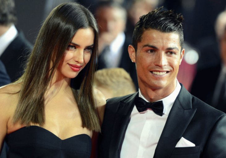 Ronaldova djevojka obnažena promovira ZOI