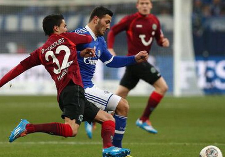 Kolašinac sjajan u pobjedi Schalkea protiv Hannovera