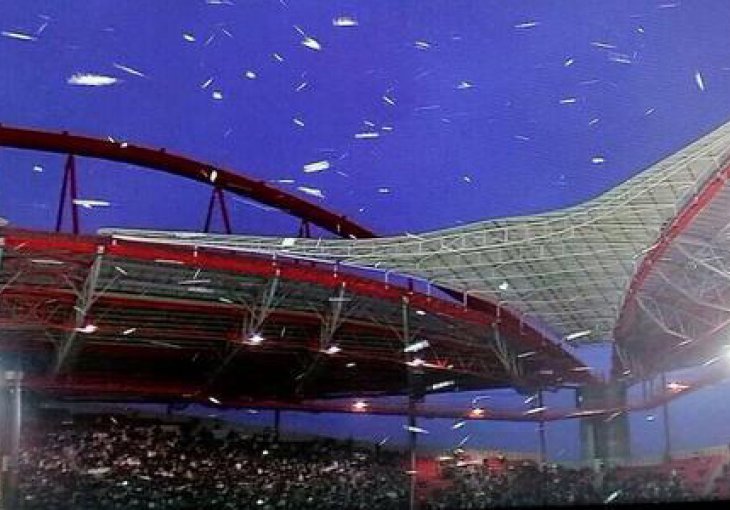 Susret između Benfice i Sportinga prekinut jer se stadion počeo raspadati