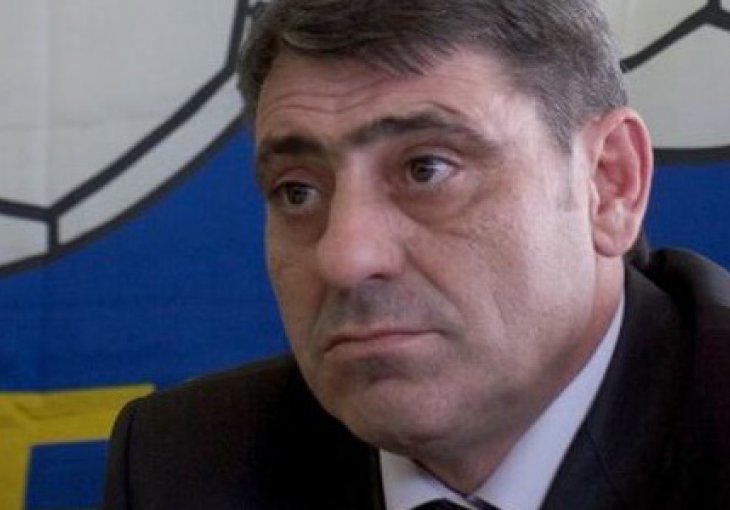 Srbija? Srbija se više ništa ne pita!