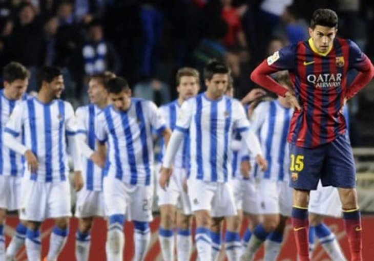 Fudbaleri Barcelone nasrnuli na sudiju u San Sebastijanu
