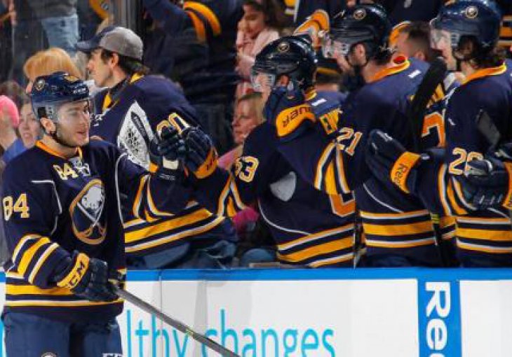 NHL liga: Buffalo nadigrao Carolinu