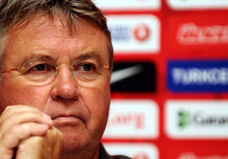 Hiddink se vraća na klupu Holandije
