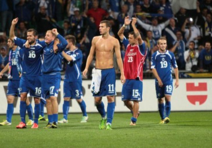 Zmajevi na terenu razočarali, ali navijači... to je druga priča