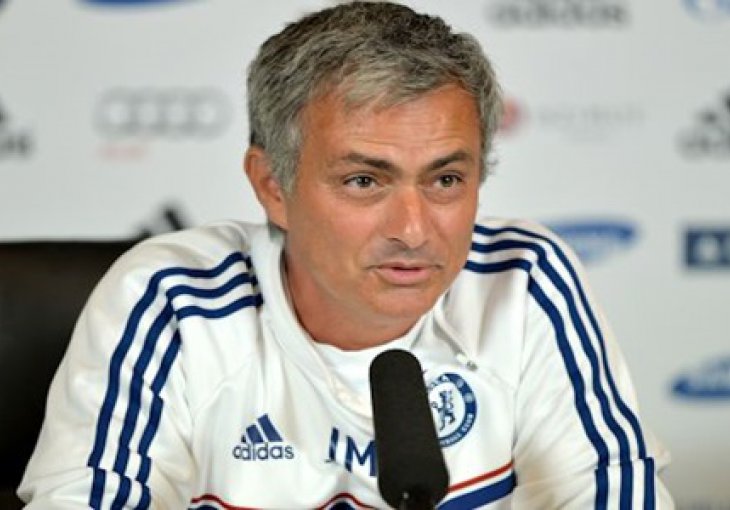 Special one otkrio ko mu je najbolji defanzivac na svijetu