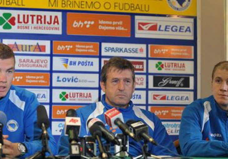 Otvoreno pismo Džeki, Sušiću i Spahiću