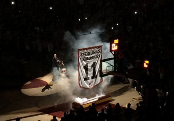 Hawksi zamalo iznenadili Clipperse, Ilgauskasov dres otišao u historiju