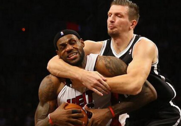 Nevjerovatno: Evo zašto su navijači sinoć zviždali Teletoviću u Brooklynu