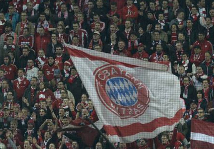 Bayern pod istragom UEFA-e zbog uvredljivih transprenata