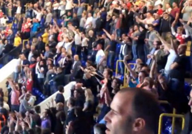 Doživite atmosferu engleskih stadiona i gradskog derbija