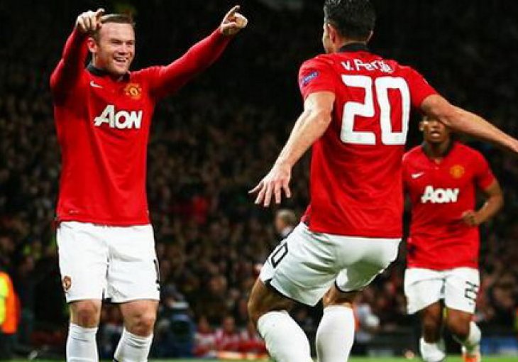 Old Trafford se klanja novom heroju: Van Persie odveo United u četvrtinu finala