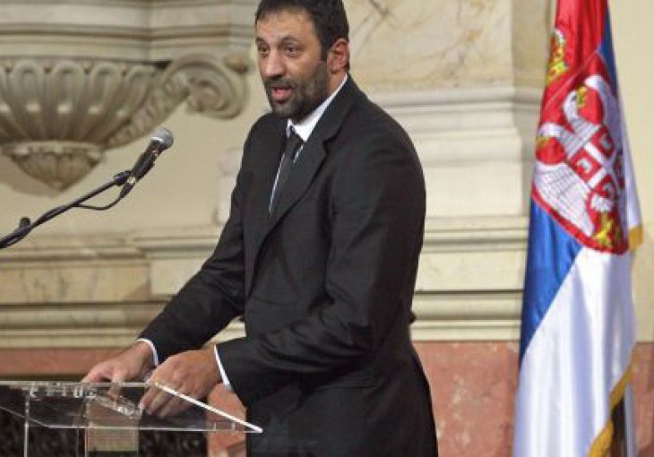 Vlade Divac ostaje na čelu OK Srbije