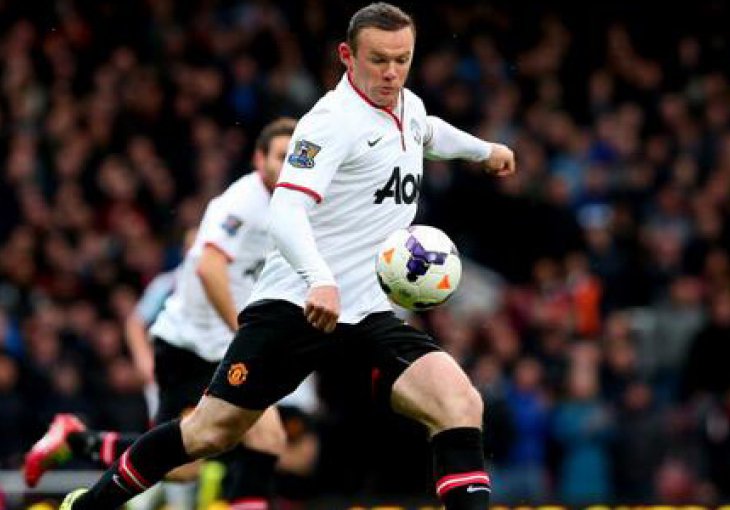 Rooney nosio Manchester United do pobjede
