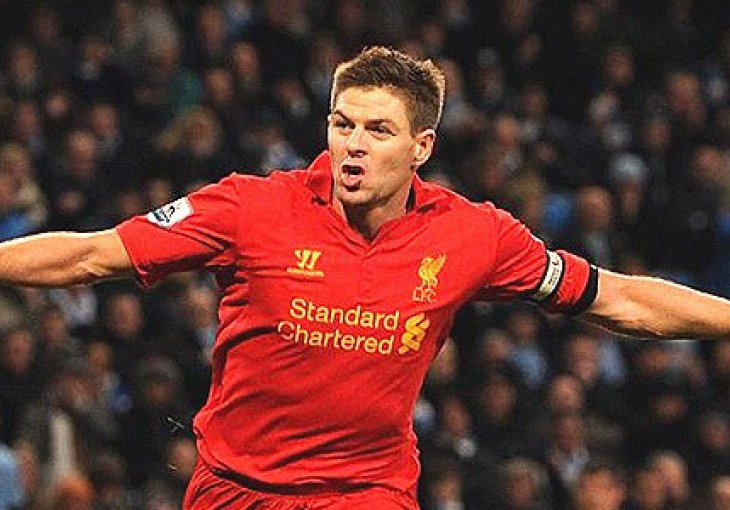 Steven Gerrard sjajno pogodio iz slobodnog udarca