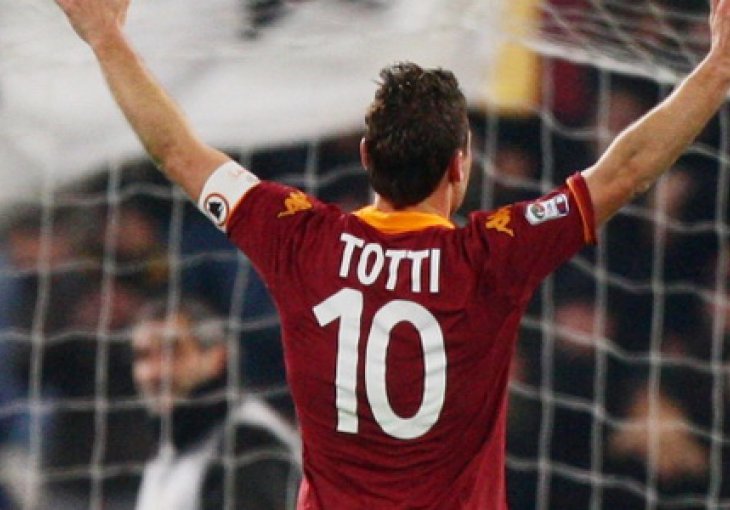 Desetku na leđima u Romi više niko nikad neće nositi