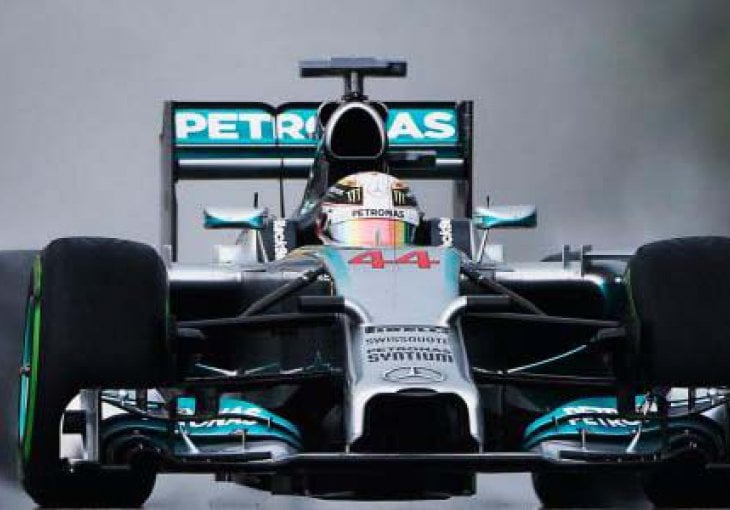 Hamilton slavio u Maleziji