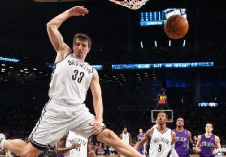 Pogledajte kako je Mirza sinoć digao Barclays Center na noge