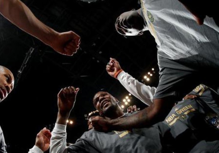 Durant i Westbrook zaustavili Spurse, važna pobjeda Dallasa