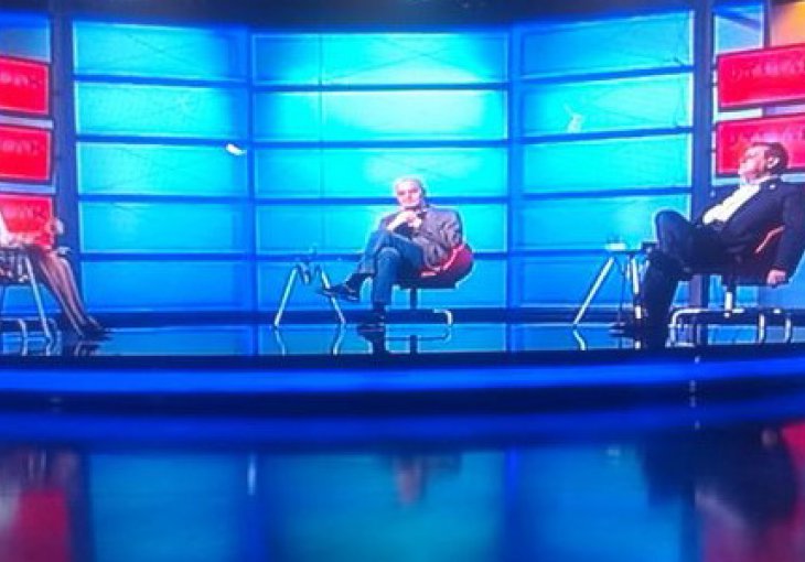 Čoviću, ti si moralni gmizavac!