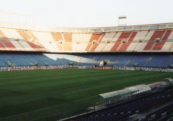 Katalonci se požalili na visinu trave Vicente Calderona