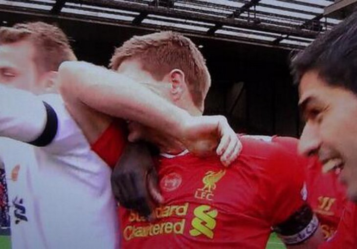 Zbog ovoga svaki iskreni navijač mora ustati kad se spomene ime - Steven Gerrard