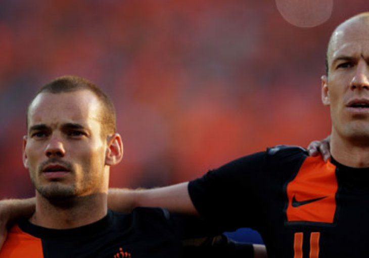Robben: Volio bih da Sneijder ide na Mundijal